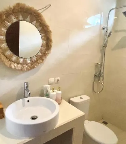 Oda ve Kahvaltı Baliwood Munduk